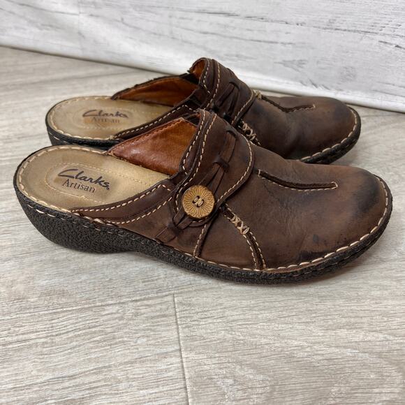 Clarks Shoes - Clarks Shoes Womens SZ 7M Brown Artisan Collection Inca Amy Mules Slip On Clogs